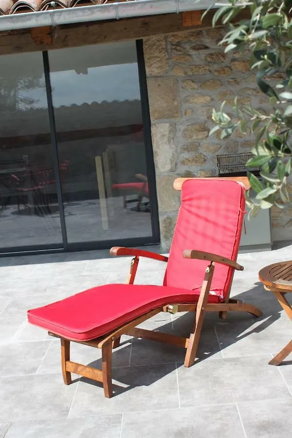 La Demeure Des Maitres Bed & Breakfast Chirols 3*,  France