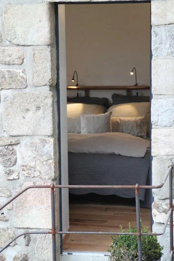La Demeure Des Maitres Bed & Breakfast Chirols