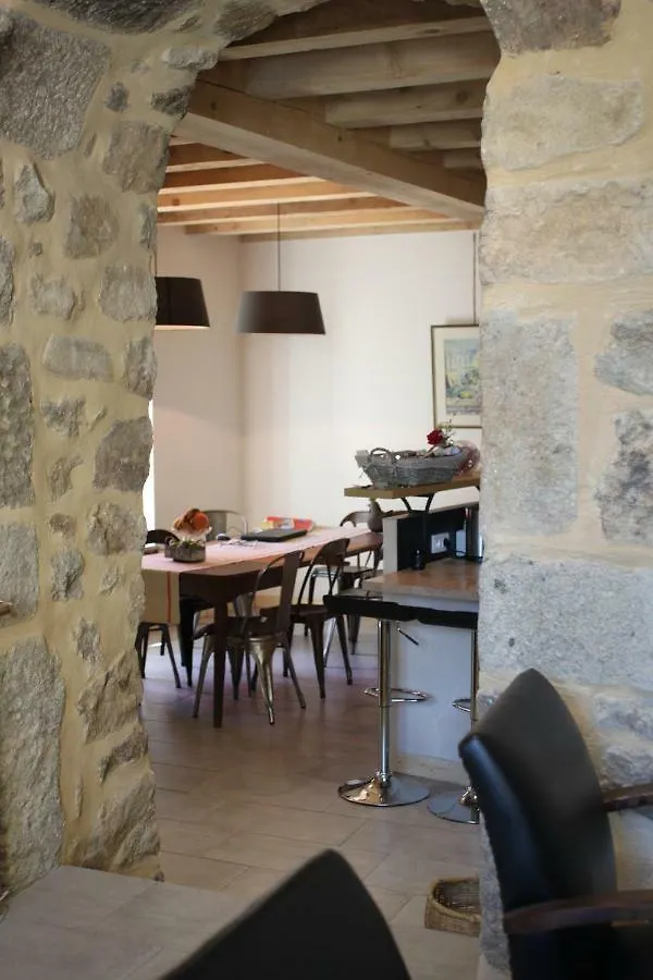 La Demeure Des Maitres Bed & Breakfast Chirols